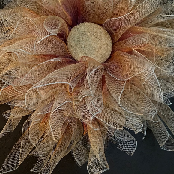 Handmade Flower wreath - Picture 5 of 13